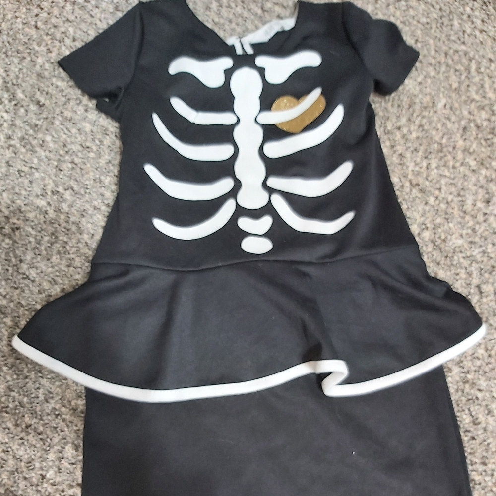 H&M girls size 8-10 skeleton peplum dress